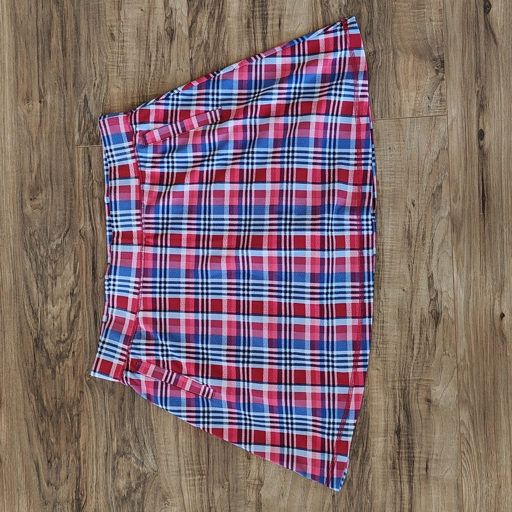 EUC Petite Plaid Skorts